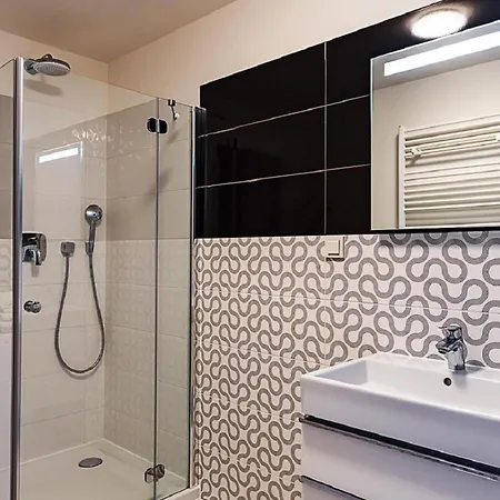 Lux Piec Morz Z Dwiema Sypialniami Sianożęty